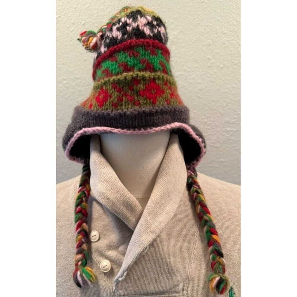 Beautiful Colorful Warm Sherpa Hat Made in Nepal 100% Wool Top Tassel Unisex
